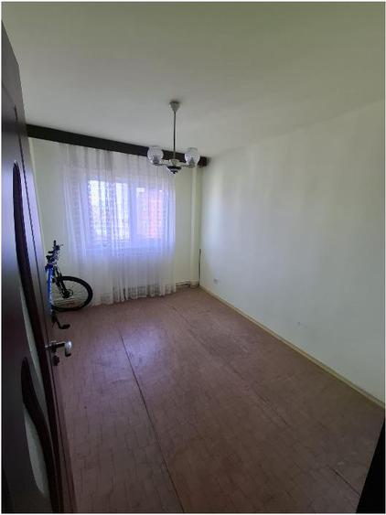 Apartament 3 camere cu parcare si boxa zona Spitalul Judetean - 6