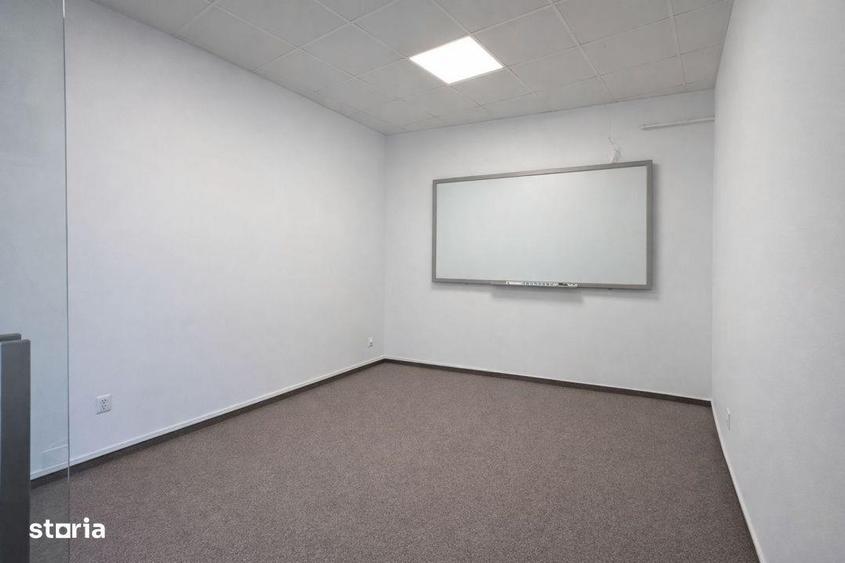 Spatiu comercial / birouri de vanzare - Piata 1 Mai - 1