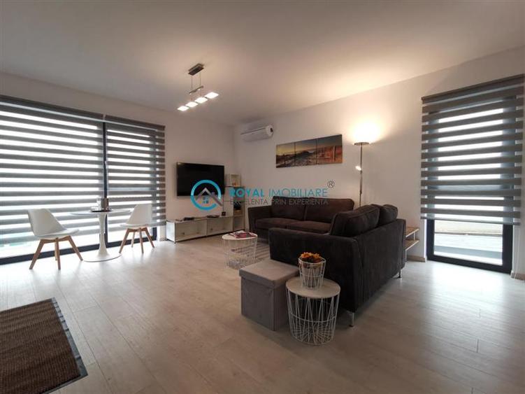 Royal Imobiliare - Inchiriere 2 camere bloc nou  zona Ultracentrala - 1