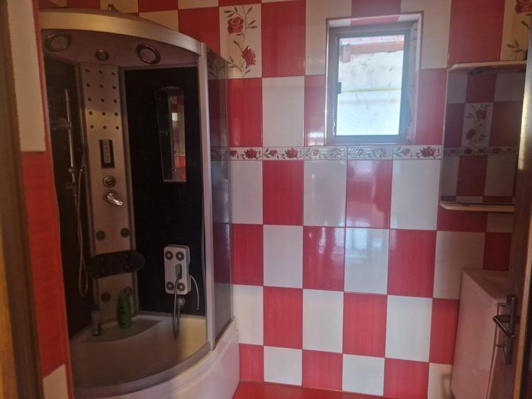 Agentie imobiliara vindem casa la sol in Năvodari - 5