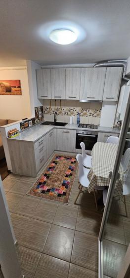 Inchiriez apartament 2 camere Fiald- - 6