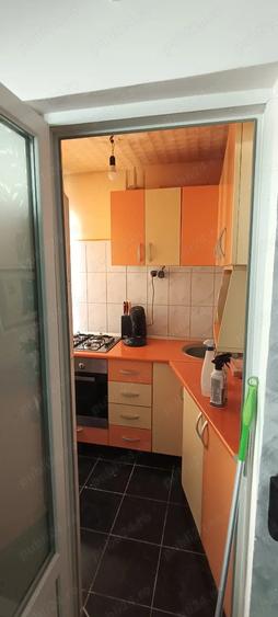 Inchiriez garsoniera zona Craiter Bra?ov - 4