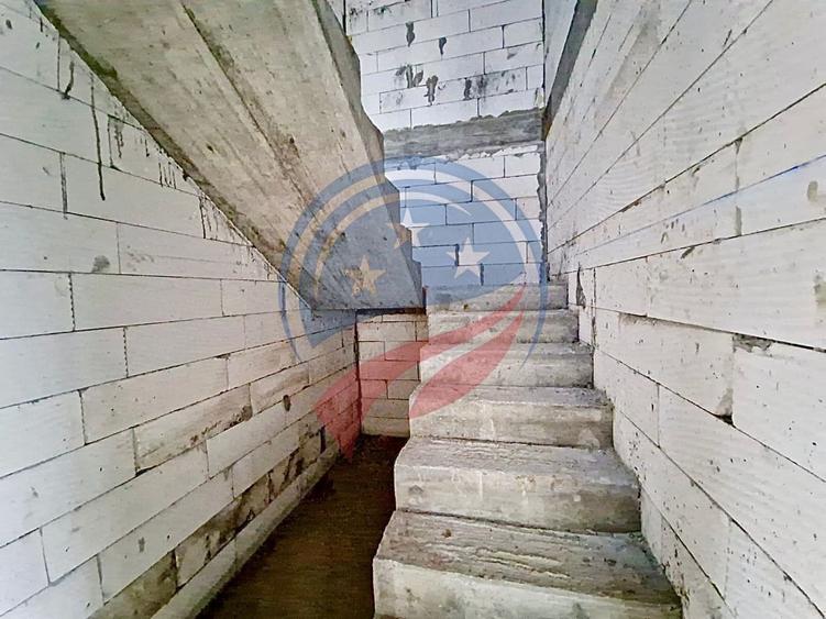 Vilă cu 5 camere de vânzare în zona Damila - 10