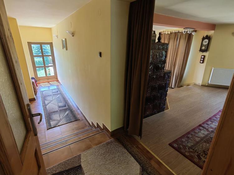 Casa/Vilă  aproape de pădure Vâlcele + 1235 m² teren 160.000 EURO - 5
