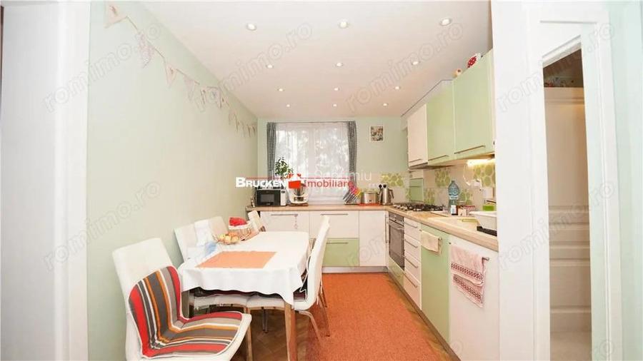 Apartament 3 camere complet renovat Piata Bucuresti, Oradea