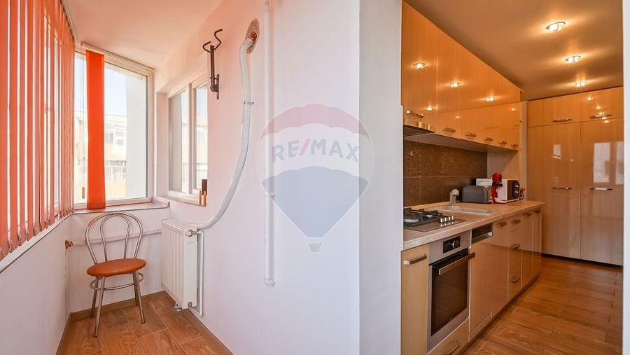 Inchiriere Apartament 2 camere– Tractorul - 10