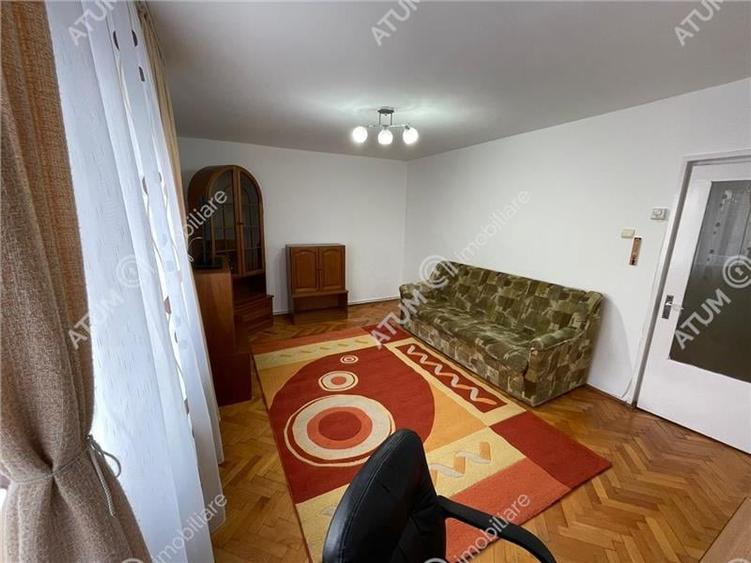 Apartament cu 2 camere decomandate balcon in zona Strand Sibiu - 2