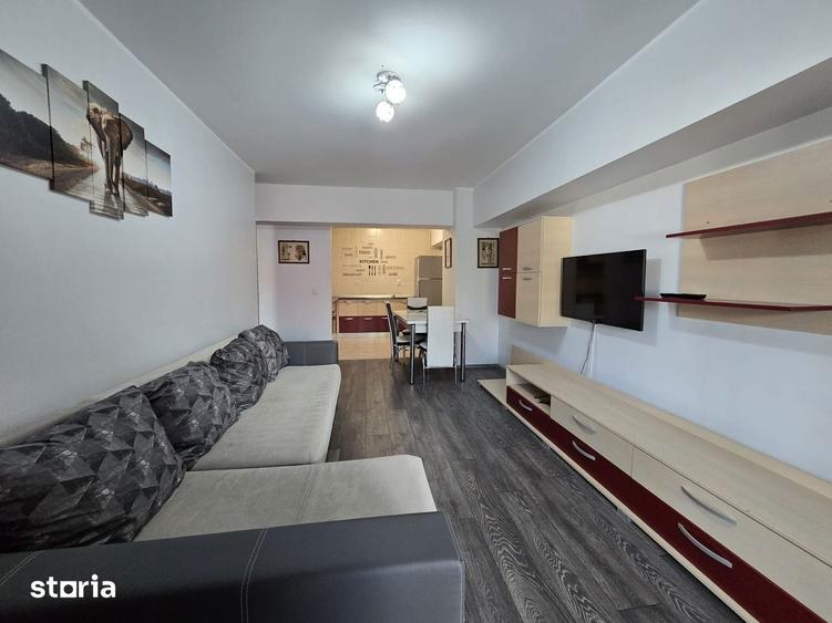 Apartament cu 2 camere în Micro 17