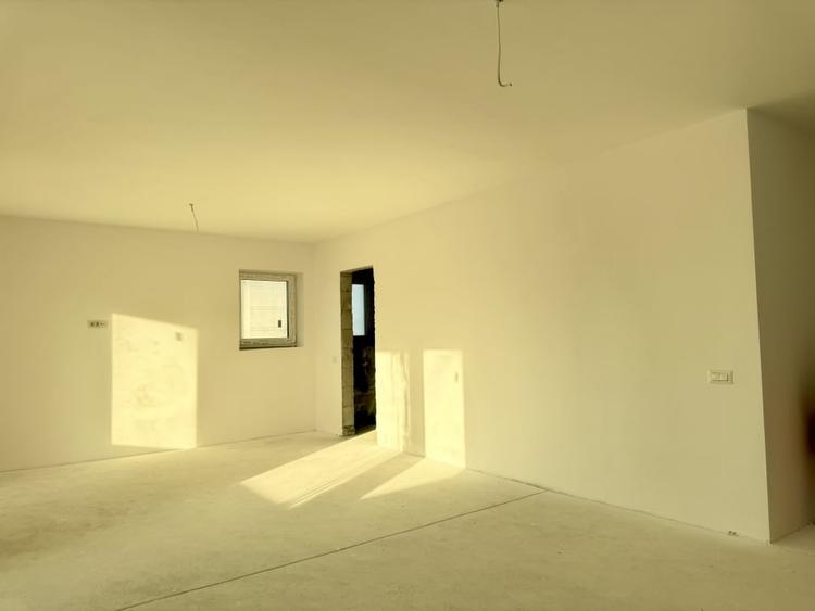 Apartament 3 camere, 97 MP, 2 BAI, 0% Comision, Doamna Ghica - H35 - 5