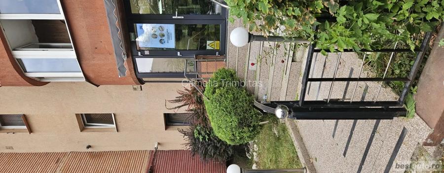 De inchiriat spatiu comercial salon infrumuse?are