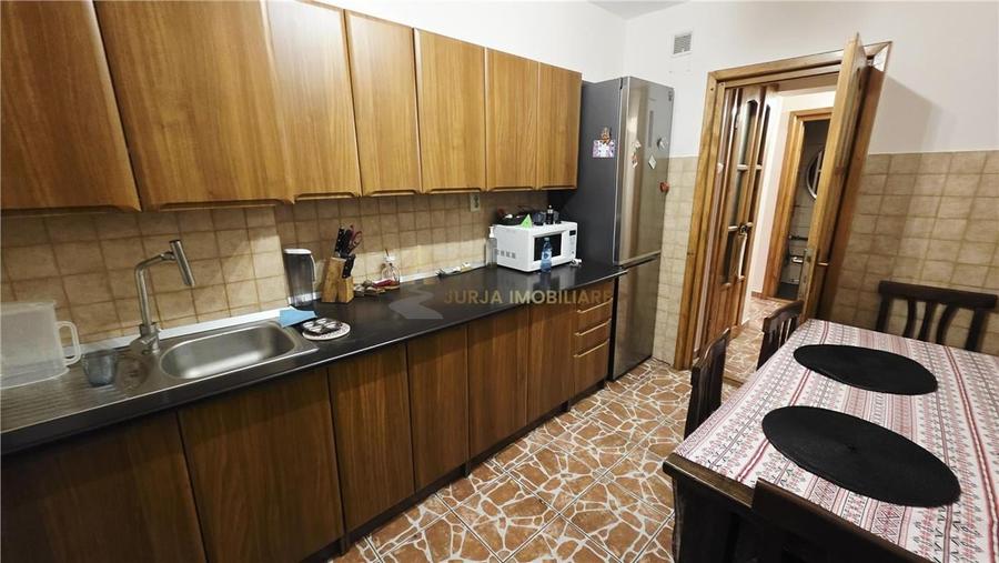 APARTAMENT 3 CAMERE 70 MP ZONA ION MESTER - 5