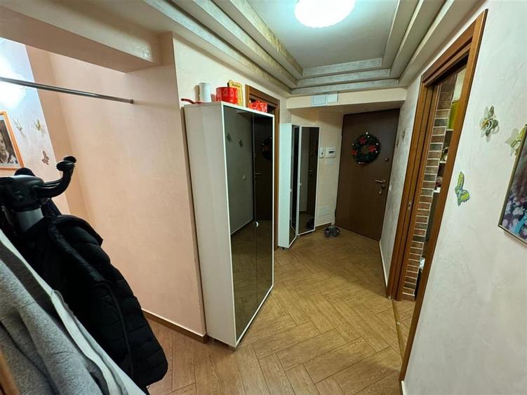 Apartament 3 camere, etaj 2, zona ultracentrala, renovat complet - 17