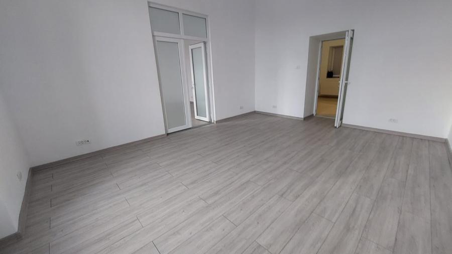 Inchiriez apartament 2 camere zona CENTRALA - 5