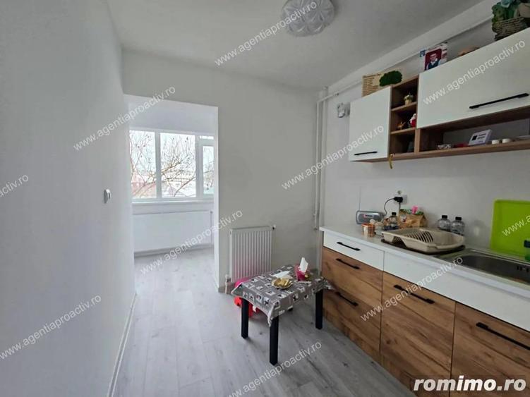 Apartament cu o camera, Str. Nae Leonard, S-uri, etaj 3! - 3