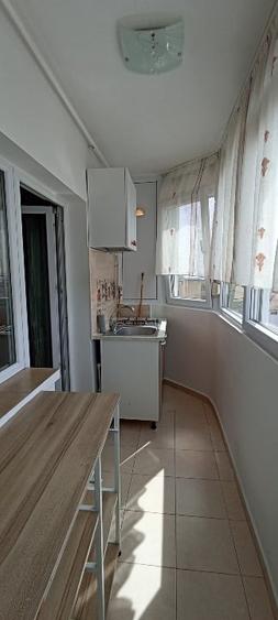 Garsoniera (transformată în apartament cu 2 camere) de închiriat pe termen lung - 1