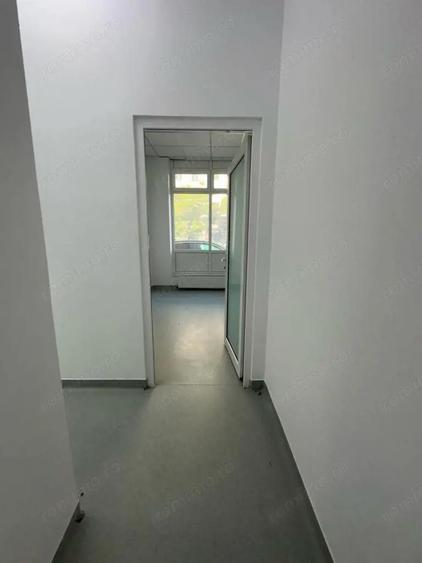 Stefan cel Mare 104 mp vitrina 12 m vizibilitate buna - 8