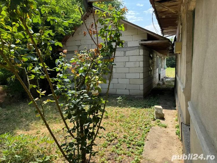 casa de vanzare plus teren 2000 mp - 2