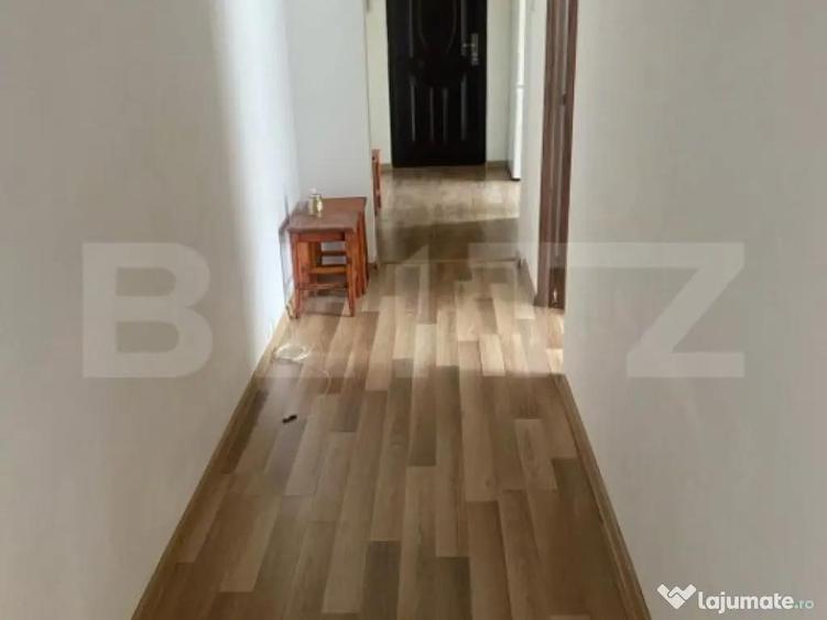 Apartament de vanzare, cu 2 camere, 50 mp, zona Decebal - 2