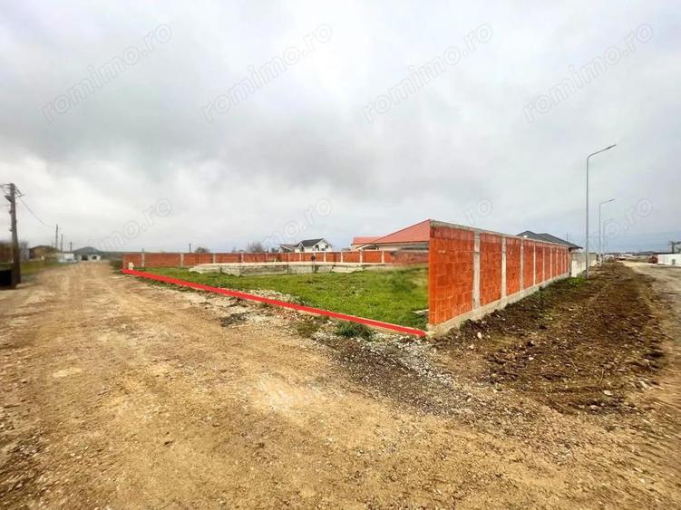 Teren intravilan, fundatie proiect casa, gard si utilitati-Zona Cheriu - 12