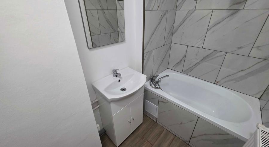 Apartament doua camere decomandat - 3