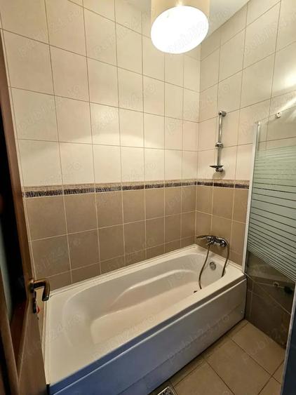 Otopeni - Str. Ferme F, in bloc 2009, penthouse 156 mp. etaj 2 - 7