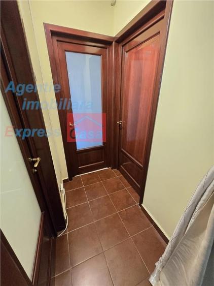 Apartament 3 camere Tătărași str. Ciurchi - 9
