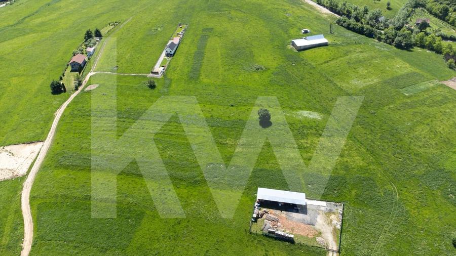Teren cu peisaj spectaculos in Gura Raului – munte, aer curat, libertate - 4