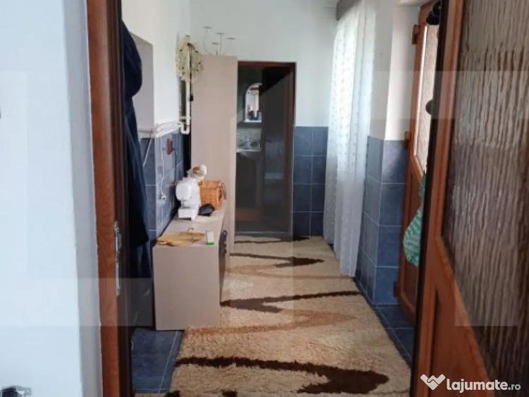 Casă cu 2 camere cu Teren 1800 Mp în Vârfurile