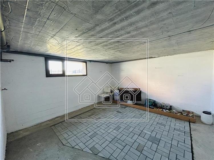 Casa de vanzare in Sibiu - individuala - 210 mp utili + 500 mp teren - 30