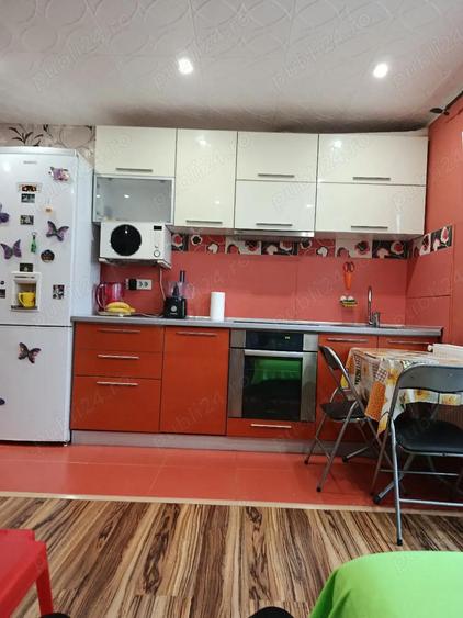 Apartament de vanzare - 9