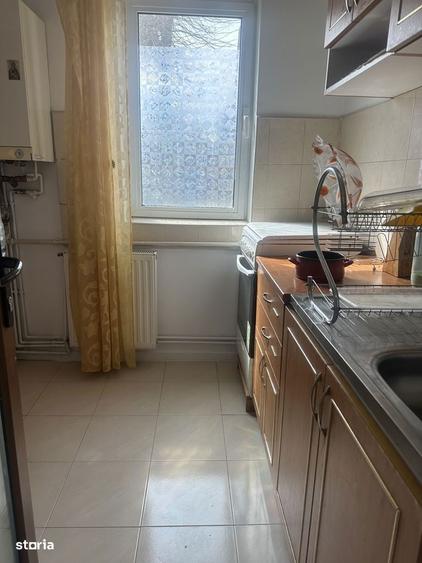 Campina - ap. 2 cam - mobilat - 1200 Lei/Luna - 1