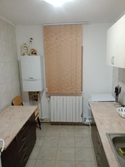 Închiriez apartament cu 2 Camere Micro 17 - 8