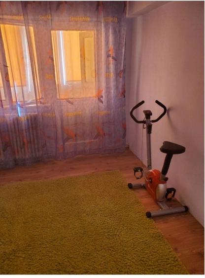 Vand apartament doua camere - 3