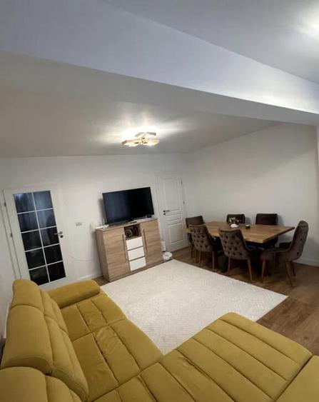 Apartament cu 2 Camere Decomandate Etaj 1 - Zona Burdujeni - 2