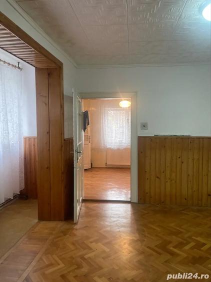 Vand casa caramida , zona linistita , str. Rodnei - 16