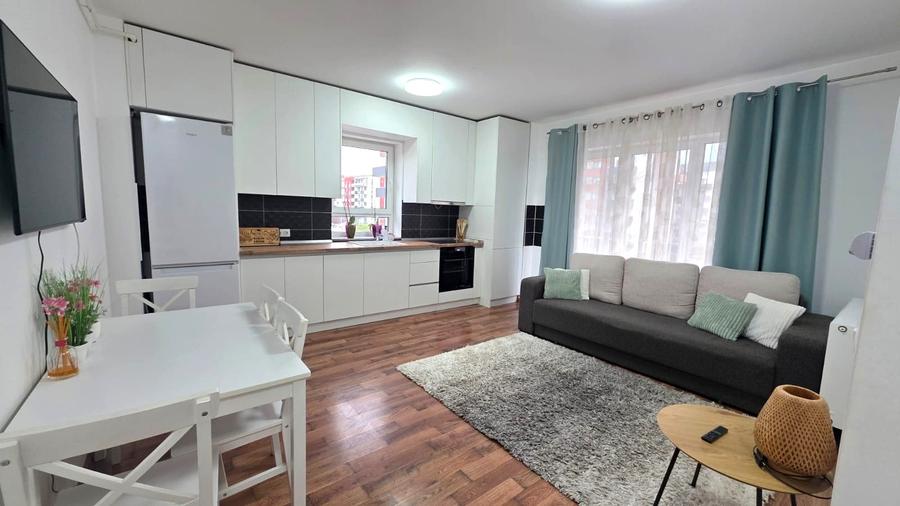 Studio Avantgarden | 45 mp | Mobilat | Baie cu geam | Parcare + boxă incluse - 1