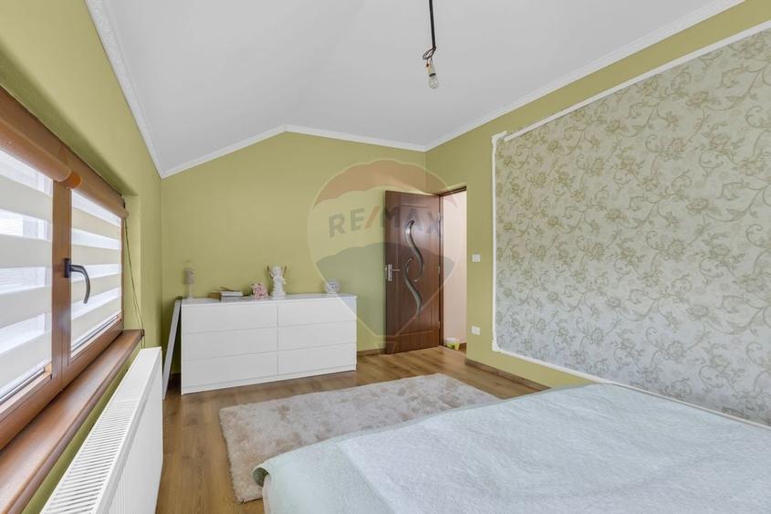 Casa noua pe colt si teren 1079 mp de vanzare in Macea,Arad - 24