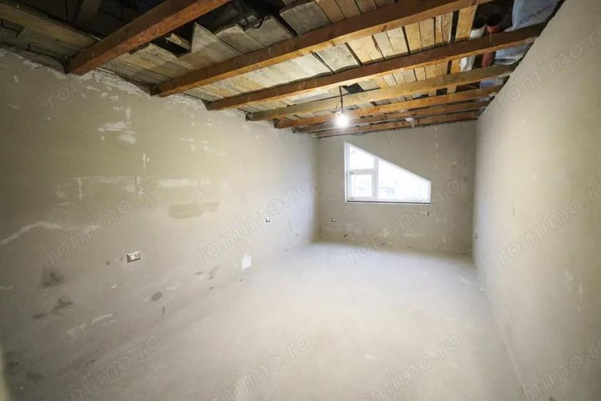 Casa la gri - Romanesti - 2