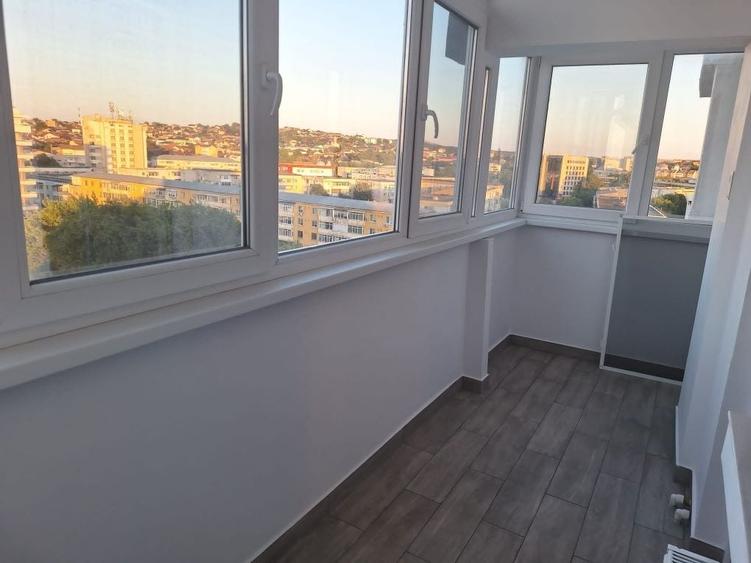 Garsonieră decomandată în Faleză