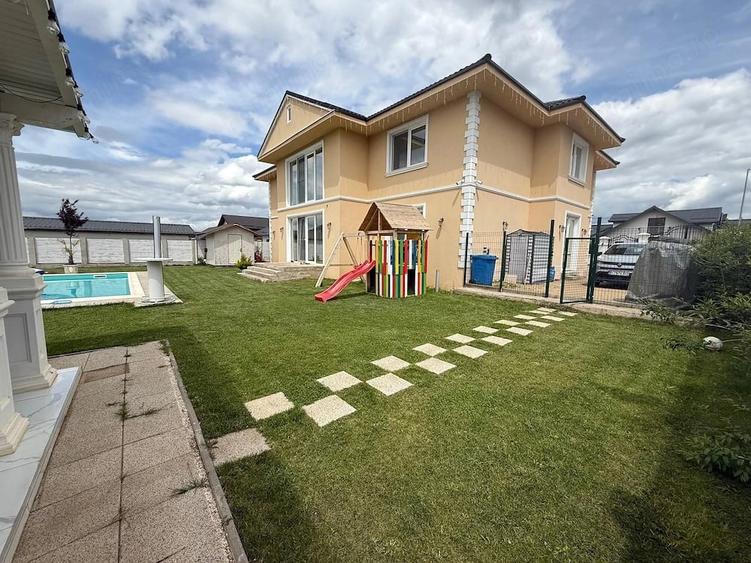 Casă cu 6 camere cu Teren 1091 Mp în Tărlungeni