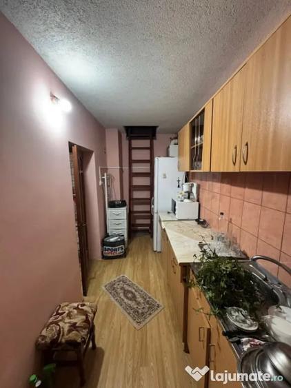 Casă cu 3 camere cu Teren 450 Mp în Lăpuș