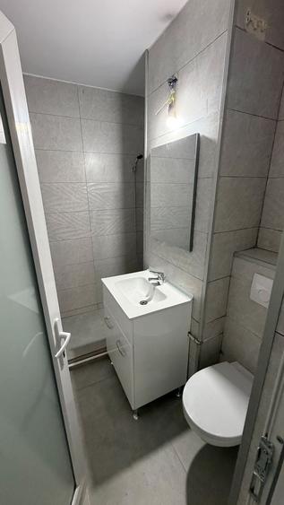 Apartament cu 2 camere decomandat în Casa de Cultură