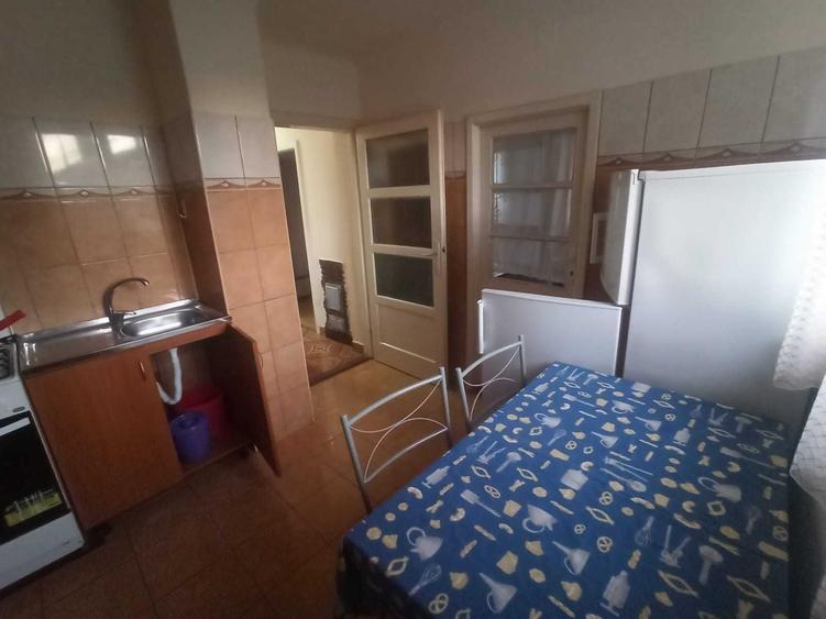 Apartament cu 2 camere semidecomandat în Spitalul Județean