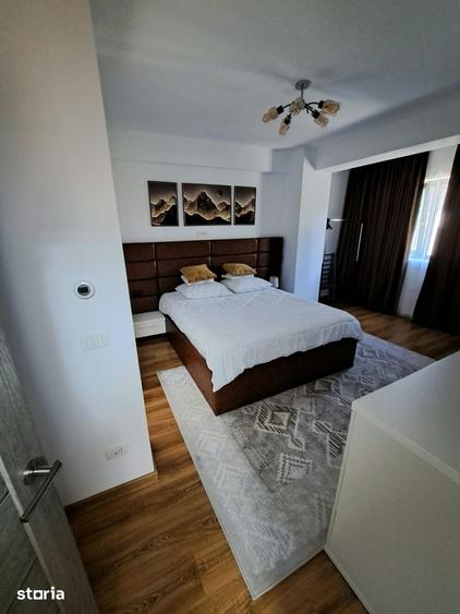 Apartament cu 3 camere semidecomandat în Central