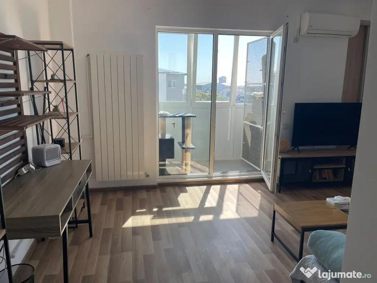 Apartament cu 2 camere decomandat în Sud