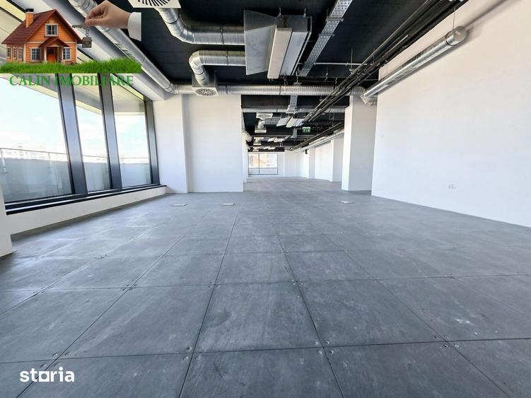Spațiu comercial, de 200 mp, în Podu Roș