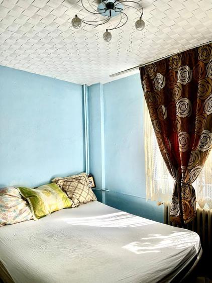 Apartament cu 4 camere semidecomandat în Micălaca