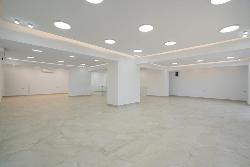 Spațiu comercial, de 235 mp, în Colentina