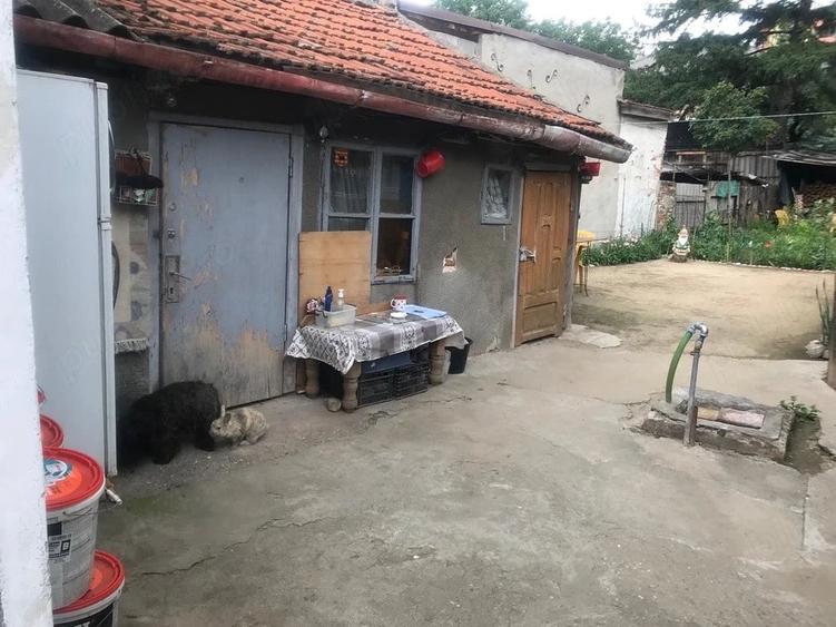 Casă cu 3 camere cu Teren 225 Mp în Aluniș