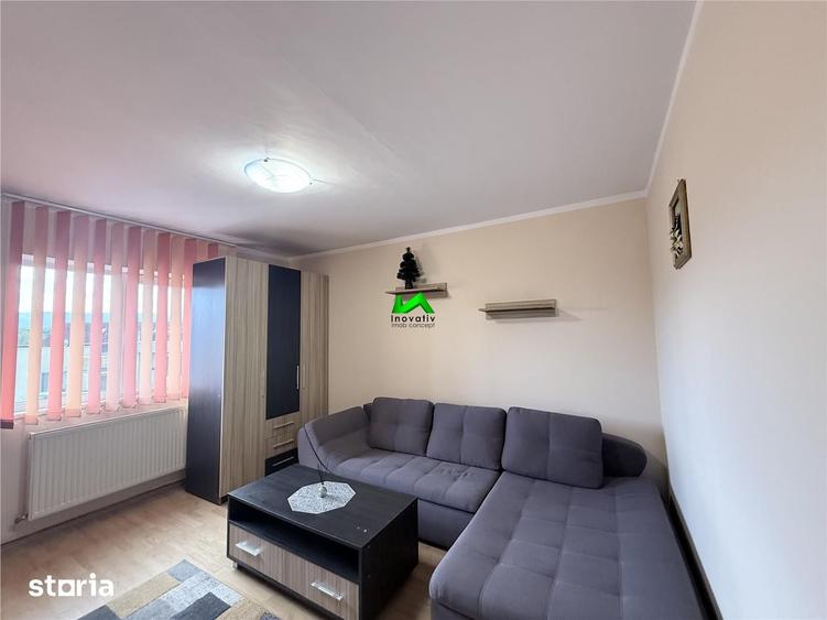 Garsonieră decomandată în Central